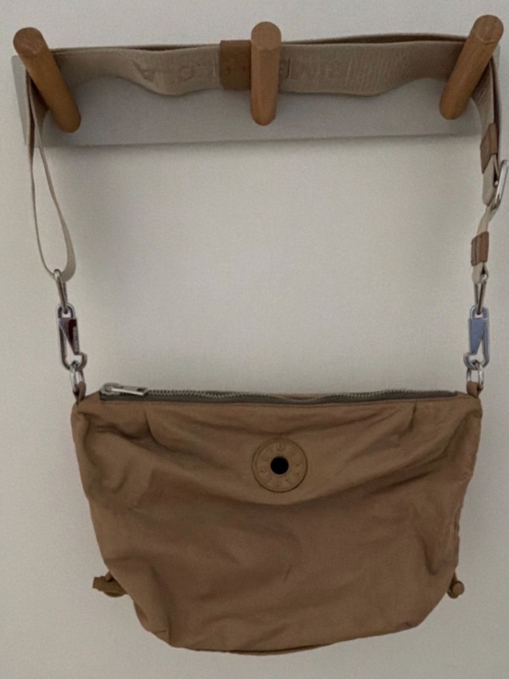 BIMBA Y LOLA Women’s Beige Crossbody Bag Zip Adjustable Strap Silver HW